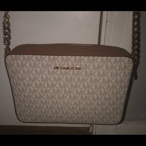 Michael Kors Crossbody